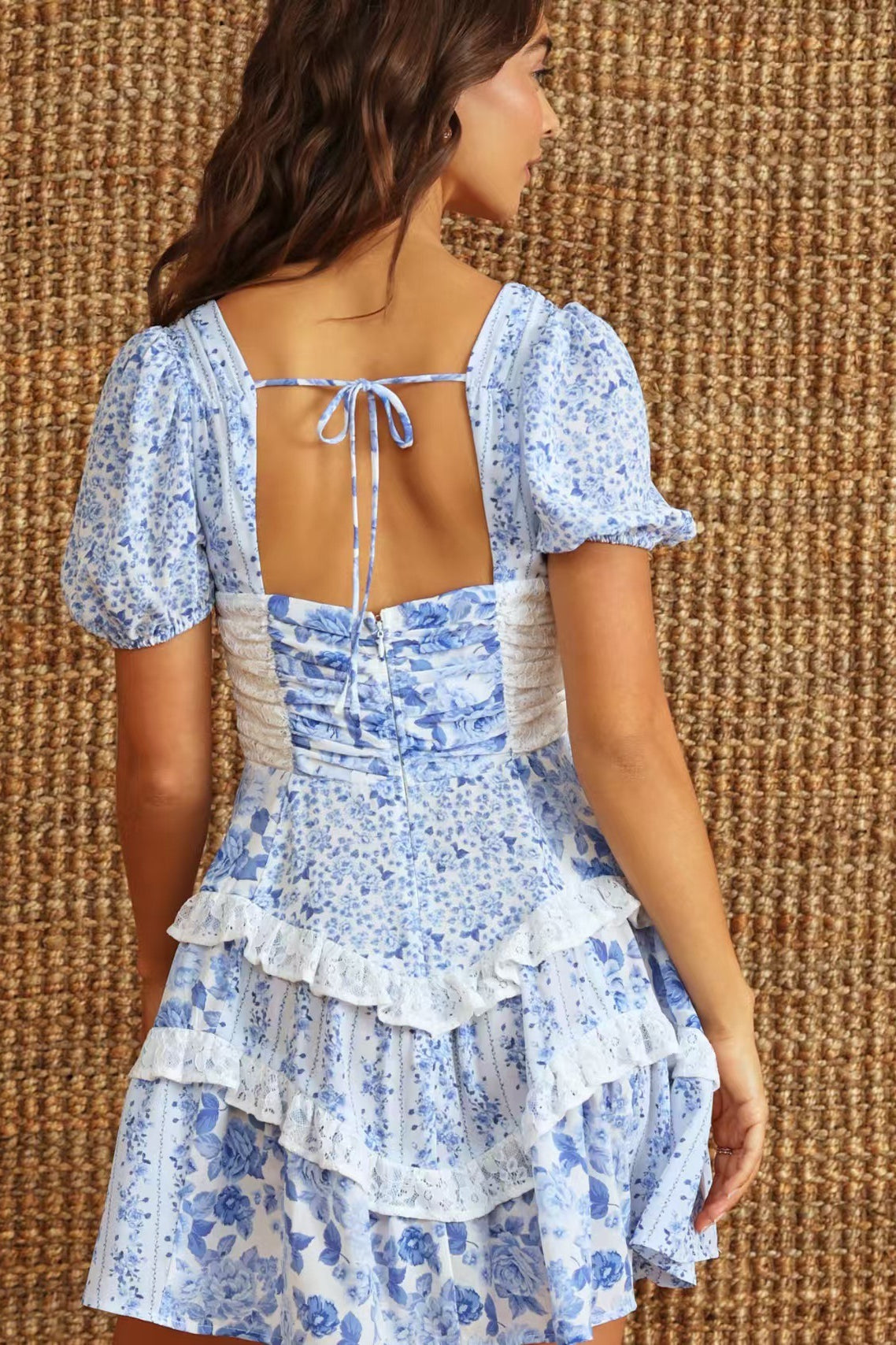 Floral Lace-Patchwork Puff-Sleeve Mini Dress