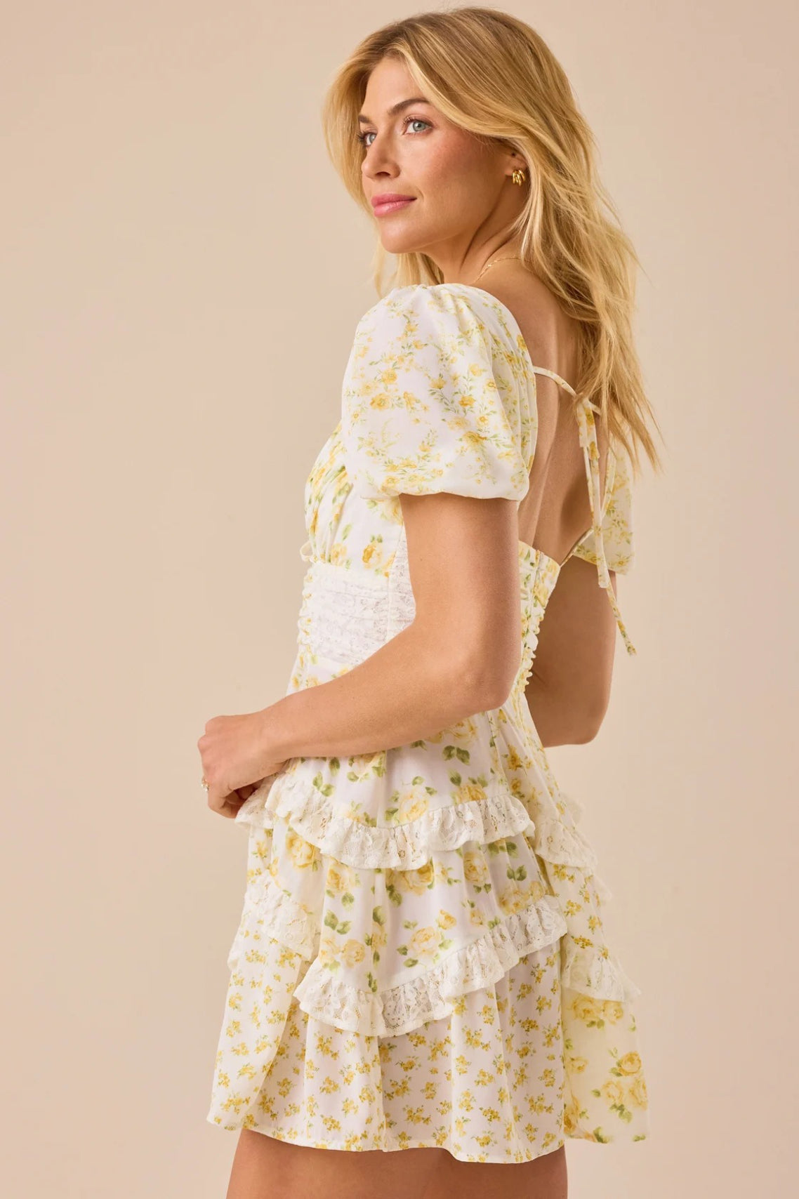 Floral Lace-Patchwork Puff-Sleeve Mini Dress
