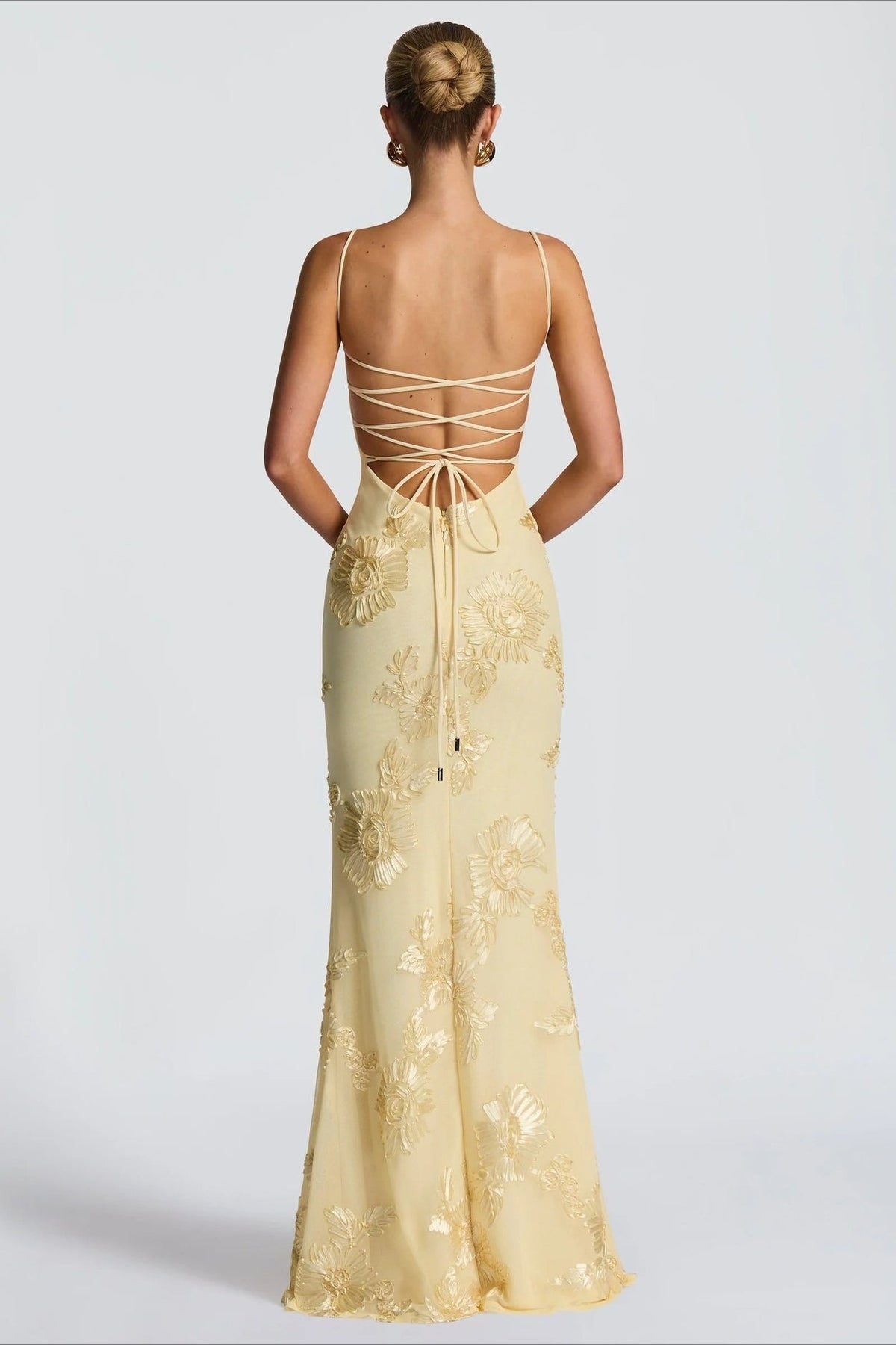3D-Applique Tie-Back Prom Dress