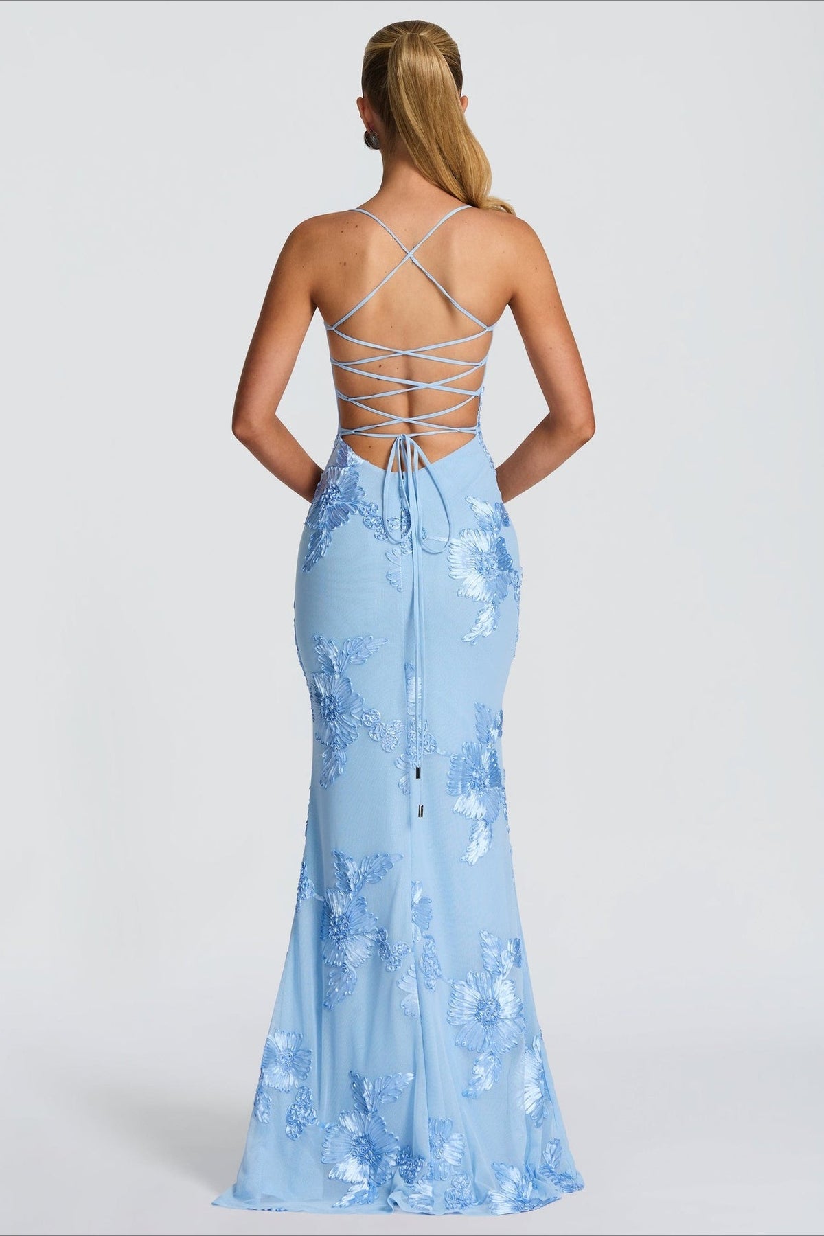 3D-Applique Tie-Back Prom Dress