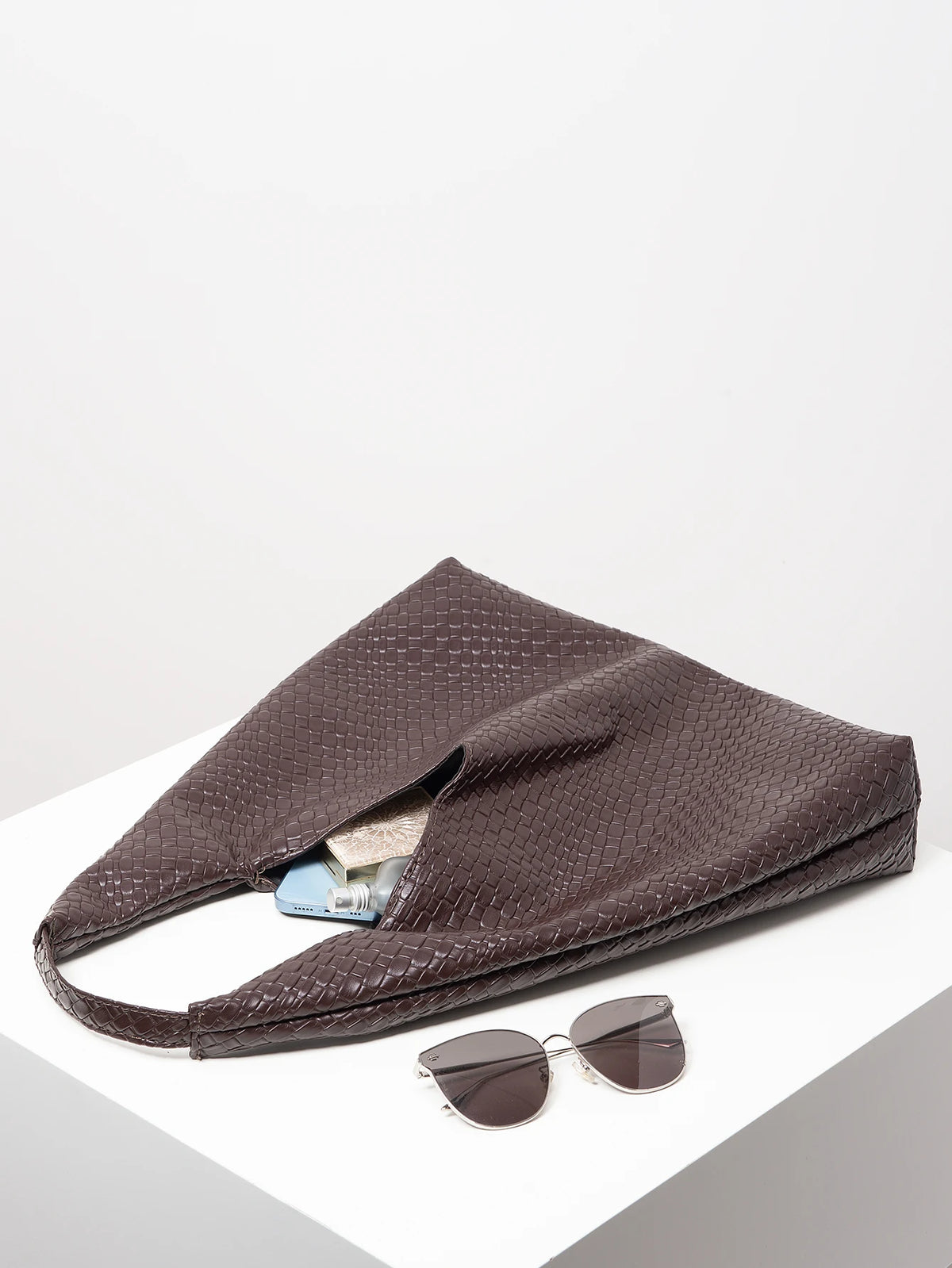 Minimalist Retro Hobo Bag
