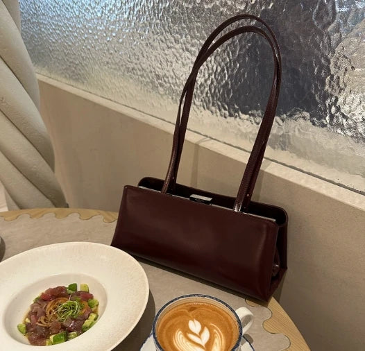 Retro Portable Underarm Bag