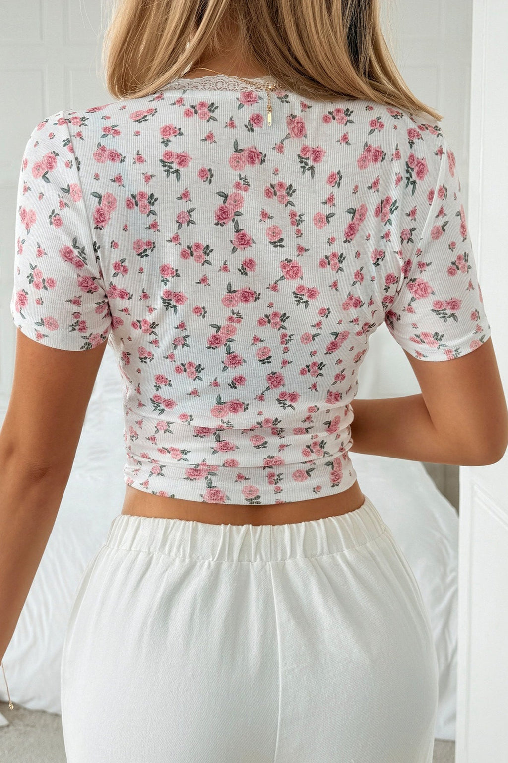 Floral Lace Cropped Blouse